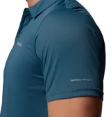 Remera polo de hombre marca Columbia, modelo Hike, color azul, de manga corta, con cuello y cierre frontal de dos botones.