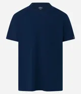 Remera básica de hombre con cuello redondo y manga corta, confeccionada en algodón con textura acanalada y corte comfort.