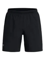 Short deportivo Under Armour modelo Launch de 7 pulgadas, color negro. Confeccionado en tejido ligero y duradero con paneles de malla para ventilación, cuenta con forro interior, cintura elástica con cordón y bolsillos laterales.