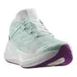 Championes Salomon modelo Aero Glide 3, color verde menta con suela blanca y detalles en violeta. Cuenta con amortiguación de espuma de alta altura y diseño sin costuras en la parte superior.
