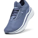 Championes Puma Softride Stack.Prem.Wns, color celeste con suela blanca.