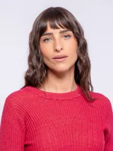 Sweater negro de tejido de punto con cuello redondo y diseño de vainillas en el dorso y mangas.