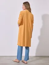 Cardigan blanco texturado con mangas 3/4.