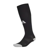 Medias de fútbol Adidas modelo Milano 23, color negro con puntera y talón en gris claro. Presentan el logo de la marca en blanco en la parte superior y tejido técnico transpirable en el pie.