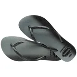 Ojotas Havaianas Slim Gloss con base color rosa nude y tiras finas color rosa chicle.