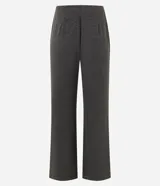 Pantalón de ribana color gris melange, de corte recto y cintura elástica, con diseño cómodo y versátil.