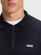 Buzo de punto Hugo Boss modelo Ever-X PL, de manga larga y color azul marino, con cuello polo, cierre frontal parcial y logo de la marca bordado en el pecho.