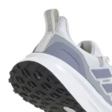 Championes de running Adidas modelo Ultrarun 5, de color gris claro con detalles en gris oscuro y blanco. Presentan un diseño técnico con malla transpirable, refuerzos laterales y suela con amortiguación.