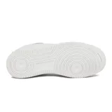 Zapatillas urbanas Avia modelo Kanye, color blanco con logo en la lengüeta.