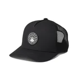 Gorro negro tipo trucker con paneles frontales rígidos y paneles traseros de malla. Presenta visera curva y parche bordado con el logo de Roark en el frente.