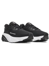Championes de running Under Armour Rogue 6, color negro con suela blanca y negra. Confeccionados con malla ligera y transpirable, superposiciones de TPU en el mediopié y amortiguación Charged+ en la mediasuela.
