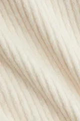 Buzo de punto acanalado con diseño off-the-shoulder y escote con doblez, de corte holgado y manga larga.