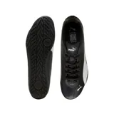 Championes Puma modelo Catch, de diseño deportivo en color rojo con detalles en negro, incluyendo la franja característica de la marca en el lateral y el logo en la puntera.