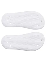 Sandalias Under Armour modelo W Locker V SL, de color blanco, confeccionadas en EVA moldeada de una sola pieza. Cuentan con diseño de secado rápido, orificios de drenaje para reducir la retención de agua, suela y plantilla texturizadas para mayor tracción.