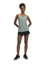 Short de entrenamiento Under Armour, color negro, con cintura elástica de tiro bajo con logo de la marca, bolsillos laterales abiertos y bajo con forma para mayor libertad de movimiento.