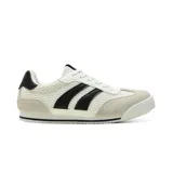 Championes deportivos American Sport modelo Resh Sprint, de color blanco con detalles en negro y apliques en tono gris claro. Cuenta con diseño de malla transpirable, franjas laterales negras y suela de goma con relieve.