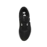 Championes de running Under Armour Surge 3, color negro con suela blanca y logo de la marca en blanco en el lateral. Confeccionados en malla transpirable.