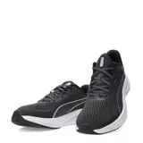 Championes de running Puma Skyrocket Lite 2, color gris oscuro con detalles en negro y suela blanca. Presentan diseño de malla transpirable, cordones ajustables y tecnología de amortiguación en la entresuela.