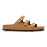 Sandalias Birkenstock modelo Florida, de color marrón visón, con tres tiras delgadas ajustables con hebillas doradas, plantilla anatómica de corcho y suela negra.