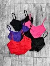 Top tipo corset de microfibra, con breteles finos y corte ajustado.