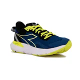Championes de running Diadora Mythos Blushield Volo 3, con diseño en azul, negro y detalles en amarillo flúor. Presentan una entresuela blanca con tecnología Blushield para mayor amortiguación y suela de goma amarilla.
