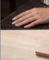 Pulsera tipo eslabón cubano de acero, con superficie totalmente cubierta de micropave de circonias brillantes. Cuenta con cierre de seguridad integrado.