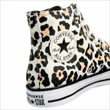 Championes Converse Chuck Taylor All Star de caña alta con estampado animal print de leopardo en tonos beige, marrón y negro.