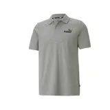 Remera polo Puma de hombre, color gris melange, con cuello y puños acanalados, cierre frontal de botones y logo de la marca estampado en el pecho.
