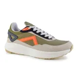 Championes deportivos American Sport Tanner, color verde oliva con detalles en naranja, gris y beige. Confeccionados con materiales textiles y sintéticos.