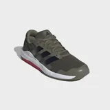 Championes de entrenamiento Adidas Dropset Base, color verde oliva con las tres tiras laterales en negro. Presentan una mediasuela blanca con detalle en rojo en la parte inferior y suela de caucho.
