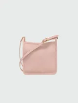 Bandolera pequeña Longchamp modelo Le Foulonné S, color verde oliva, con correa ajustable y cierre superior.