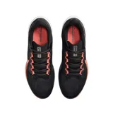 Championes de running Nike Air Zoom Pegasus 41, color negro con detalles en naranja y suela blanca.