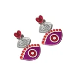 Par de aros colgantes con forma de ojo, corazón y boca. El ojo es de color violeta con detalles en rojo y blanco, la boca es plateada con glitter y el corazón es rojo.