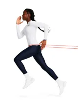Remera de compresión Under Armour de manga larga, color blanco, con cuello redondo y logo de la marca estampado en el pecho. Confeccionada en tejido HeatGear elástico que absorbe el sudor y ofrece un ajuste ceñido.