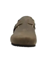 Zuecos de cuero color marrón de la marca RKF, con diseño cerrado en el empeine, tira ajustable en el talón con hebilla metálica y plantilla de corcho.