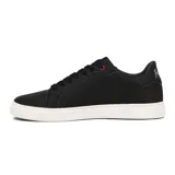 Championes urbanos Penguin modelo Fortuna, color negro con logo del pingüino bordado en blanco y suela blanca.