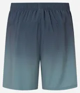 Bermuda deportiva masculina de color azul, con cintura elástica y cordón interno de ajuste.