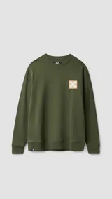 Sudadera verde militar de cuello redondo y manga larga, con logo cuadrado con una "X" en el pecho.