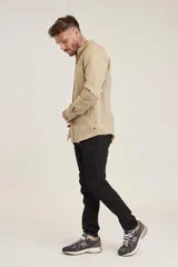 Pantalón de jean negro de corte skinny.