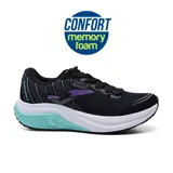 Championes deportivos Joma Victory Lady, color negro con detalles en violeta y celeste. Capellada de mesh jacquard con tecnología VTS para ventilación. Mediasuela de phylon para amortiguación y suela de caucho Durability resistente a la abrasión.