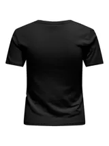 Remera básica de corte ajustado y cuello redondo, confeccionada en suave algodón elástico.