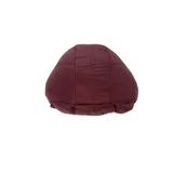 Campera ligera acolchada tipo puffer, color bordó, con capucha integrada, cierre frontal y diseño de costuras horizontales.