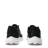 Championes de running Puma Skyrocket Lite 2 para mujer, en color negro con detalles en blanco y cobre. Presentan un diseño de malla transpirable, entresuela PUMALite para mayor amortiguación y plantilla SOFTFOAM+ para un confort superior. Cuentan con suela de goma de largo completo para una tracción óptima en superficies urbanas.