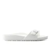 Sandalias Birkenstock Madrid Eva, color blanco, fabricadas en goma EVA, con hebilla ajustable.
