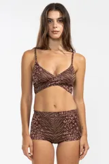 Bombacha de bikini estilo boyshort color chocolate con estampado animal print.