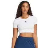 Remera corta ajustada al cuerpo, color blanco, de manga corta y cuello redondo, confeccionada en tejido acanalado. Presenta el logo del trébol de Adidas Originals bordado en negro en el pecho.