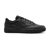 Championes Reebok Club C 85 de cuero negro, con logo Reebok bordado en el lateral y suela de goma.
