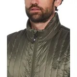 Chaleco verde militar matelaseado con cierre frontal y cuello alto.