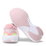 Championes de running Puma Scend Pro para mujer, con diseño de malla transpirable en color rosado, detalles en amarillo neón y suela blanca con tecnología de amortiguación.