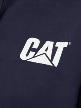 Buzo con capucha de Caterpillar, color azul marino, con bolsillo tipo canguro frontal, puños y cintura acanalados. Presenta el logo de la marca estampado en el pecho y la frase 'Diesel Power' en la manga izquierda.